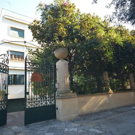 Leccelite Apartament